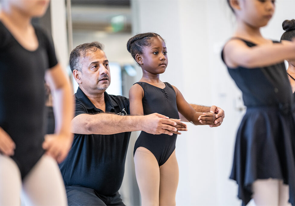 laveen-working-with-young-dancer laveen-working-with-young-dancer